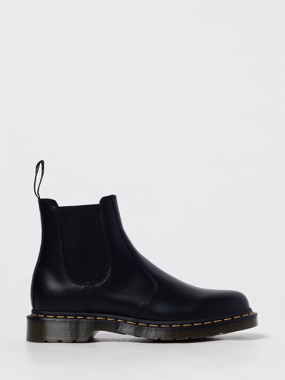 Dr. Martens 2976 Chelsea Boots in Brushed Leather with Jacquard Pull-Tab