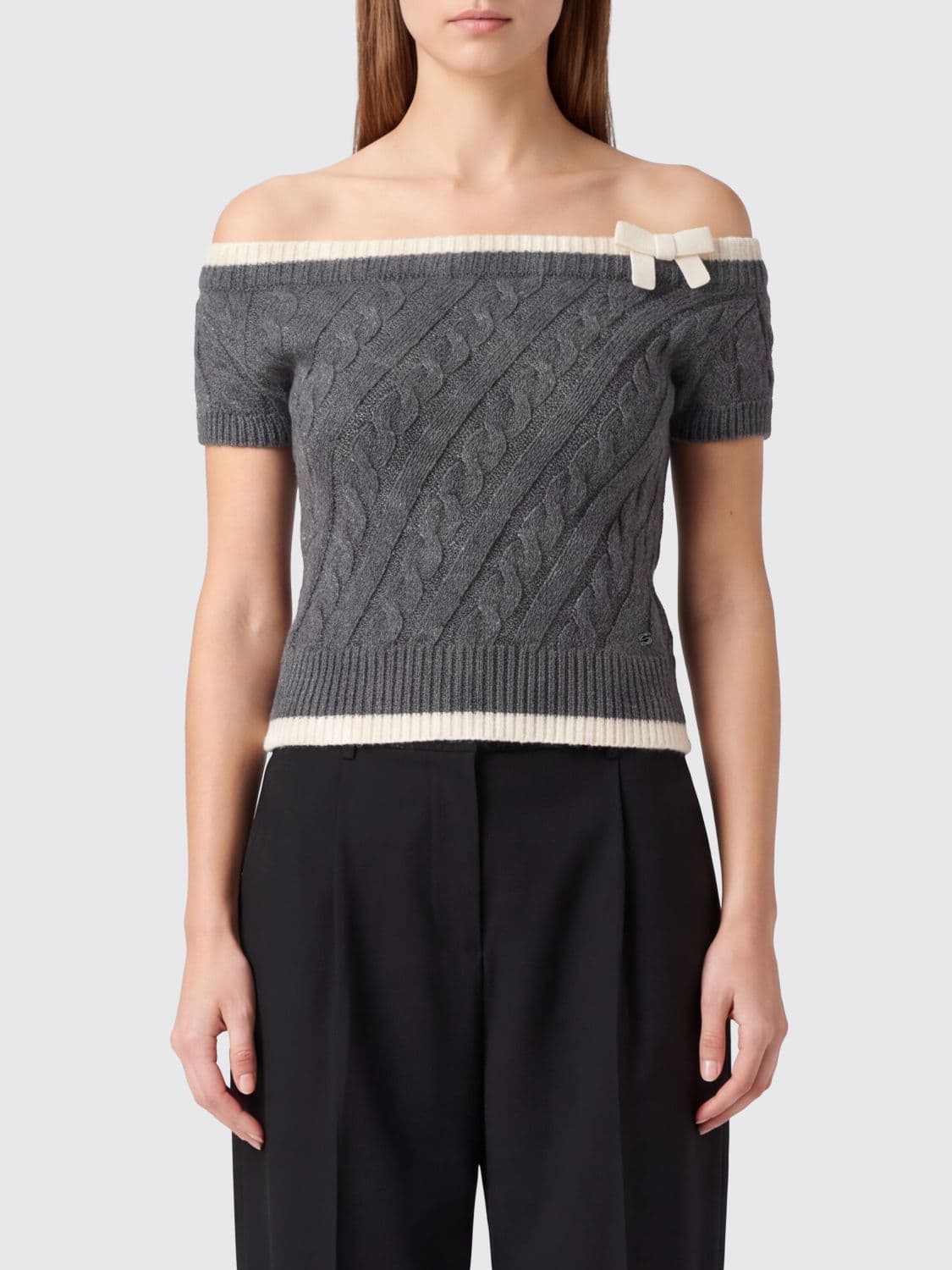 Shushu/tong Cropped Wool Knit Top with Bow and Contrast Trim