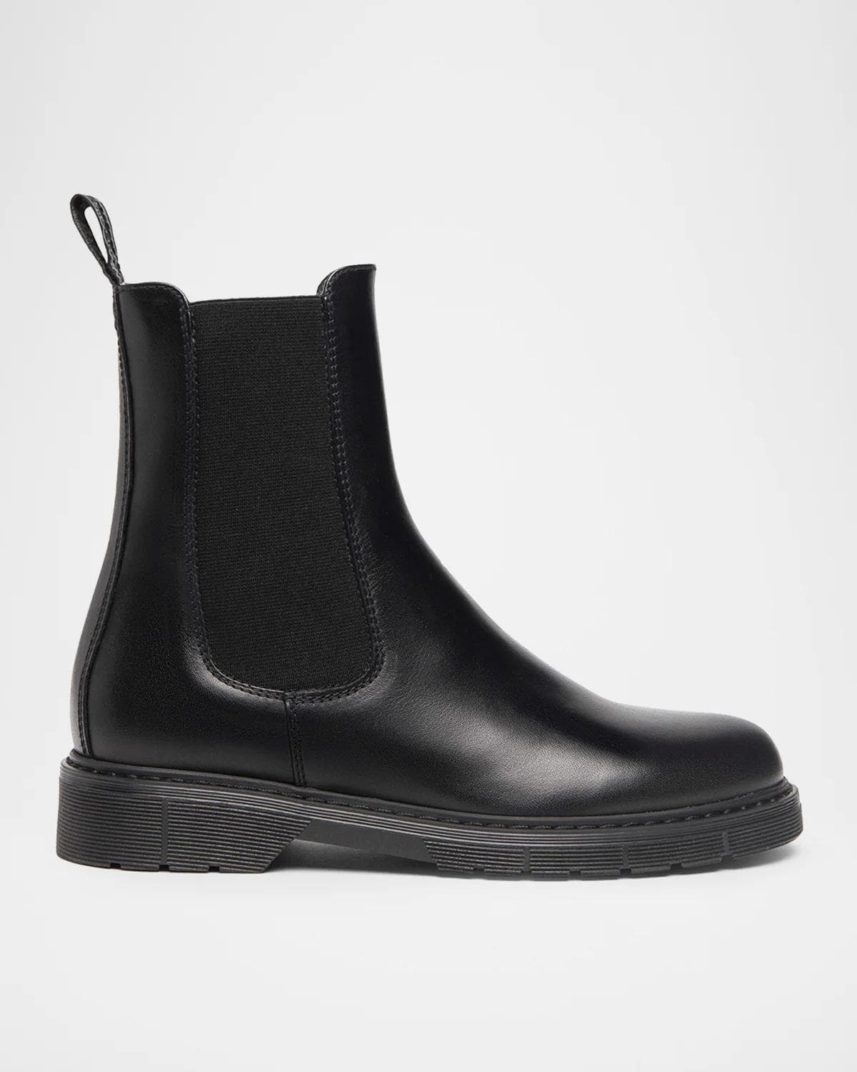 NeroGiardini Leather Chelsea Boots