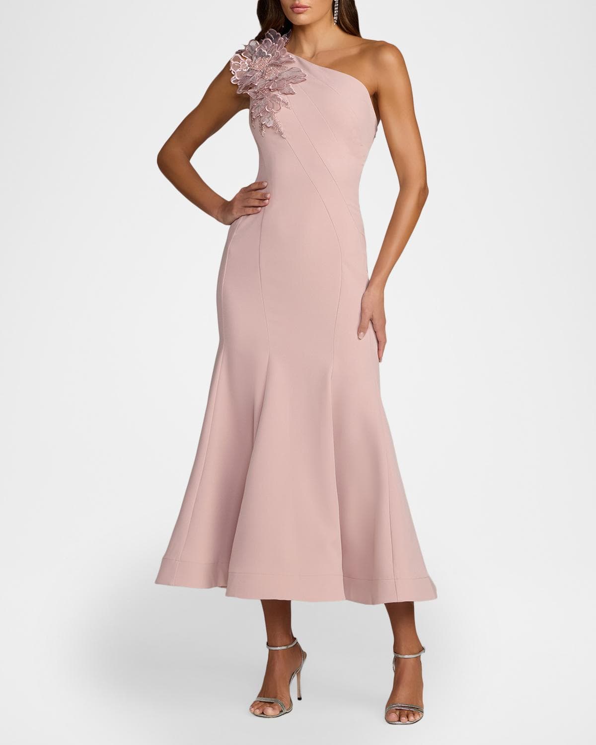 Mac Duggal One-Shoulder Neckline Crepe Trumpet Midi-Dress