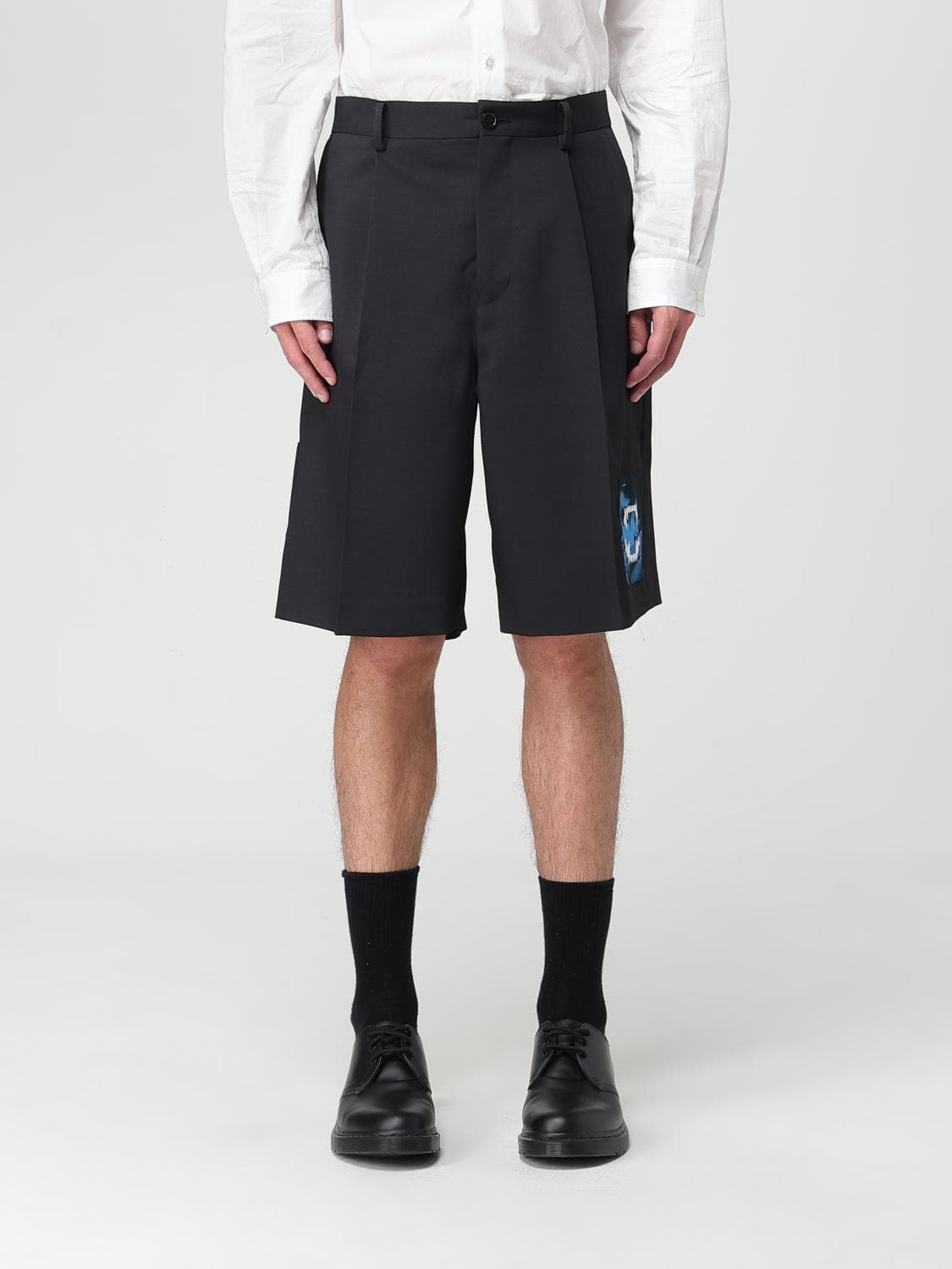 Undercover Shorts Men color Black