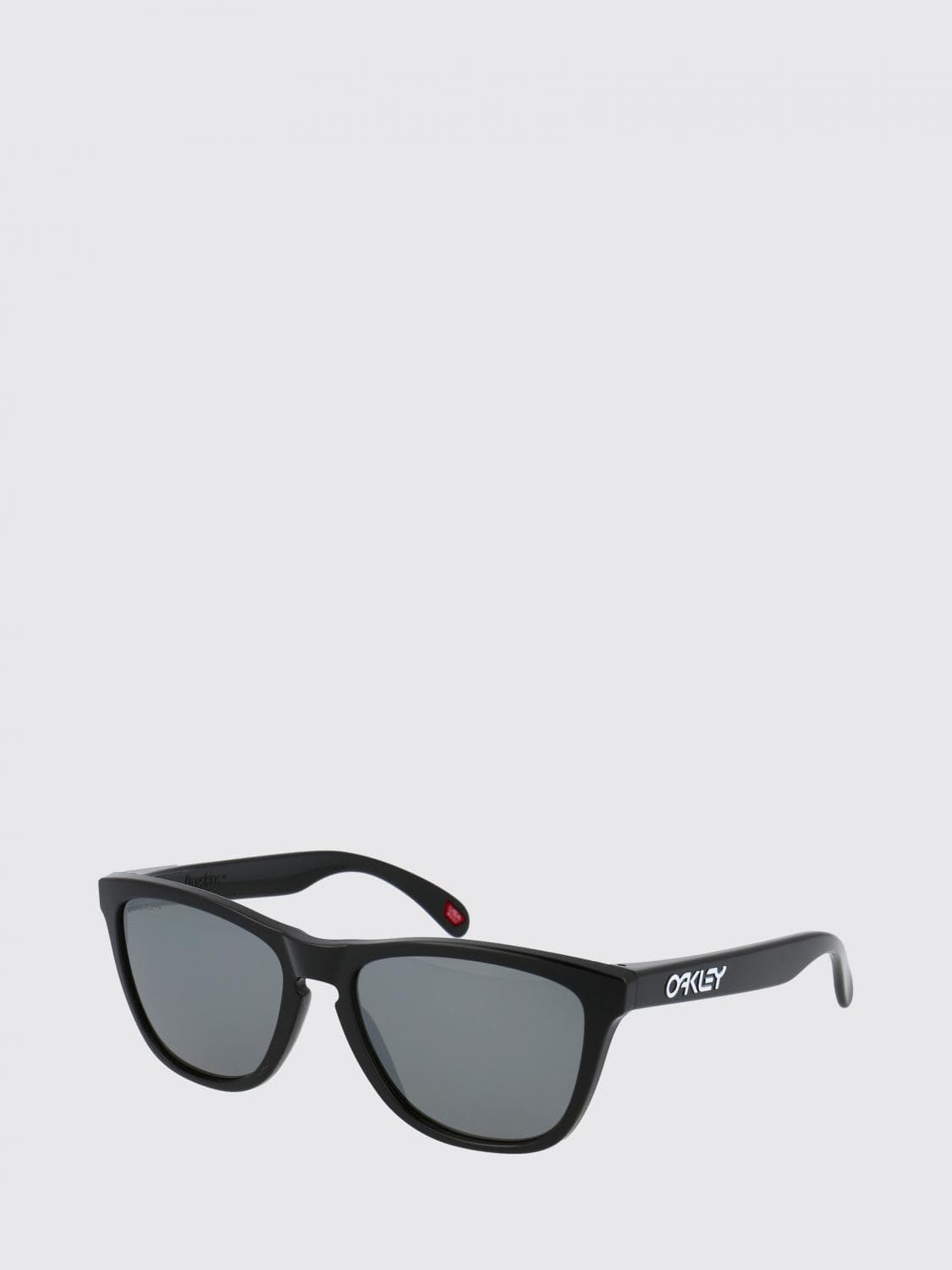 Oakley Sunglasses Men color Black