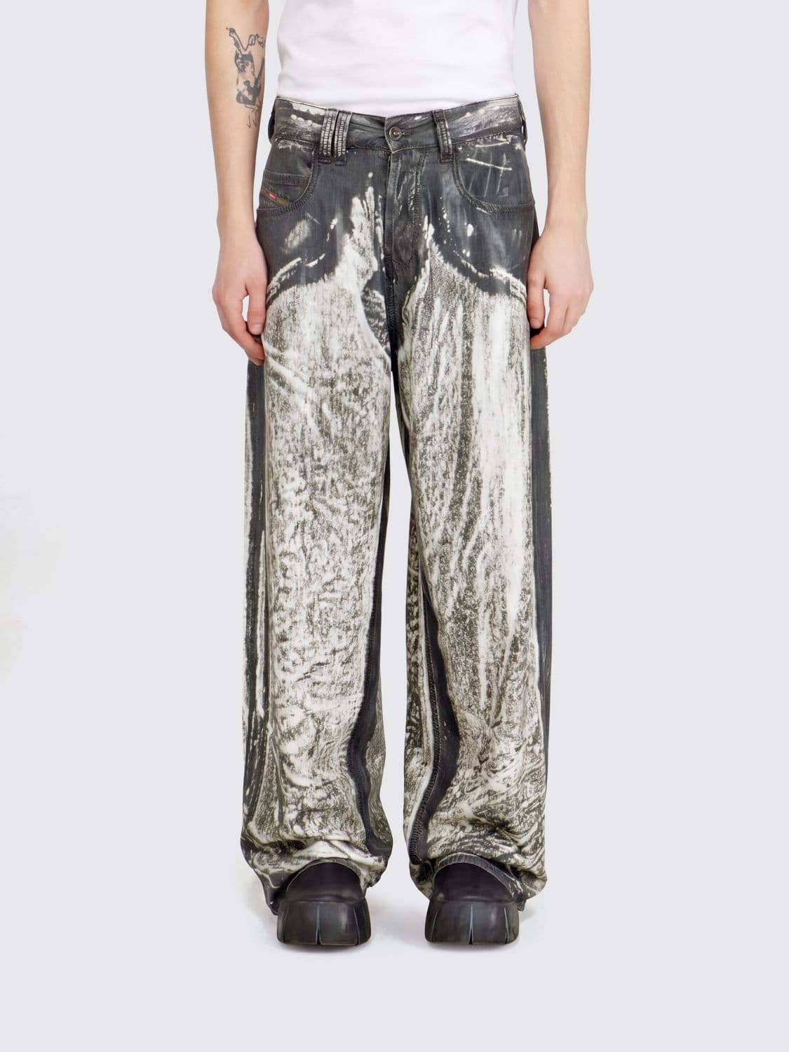 Diesel 1997 D-Enim Wide Leg Jeans · 32