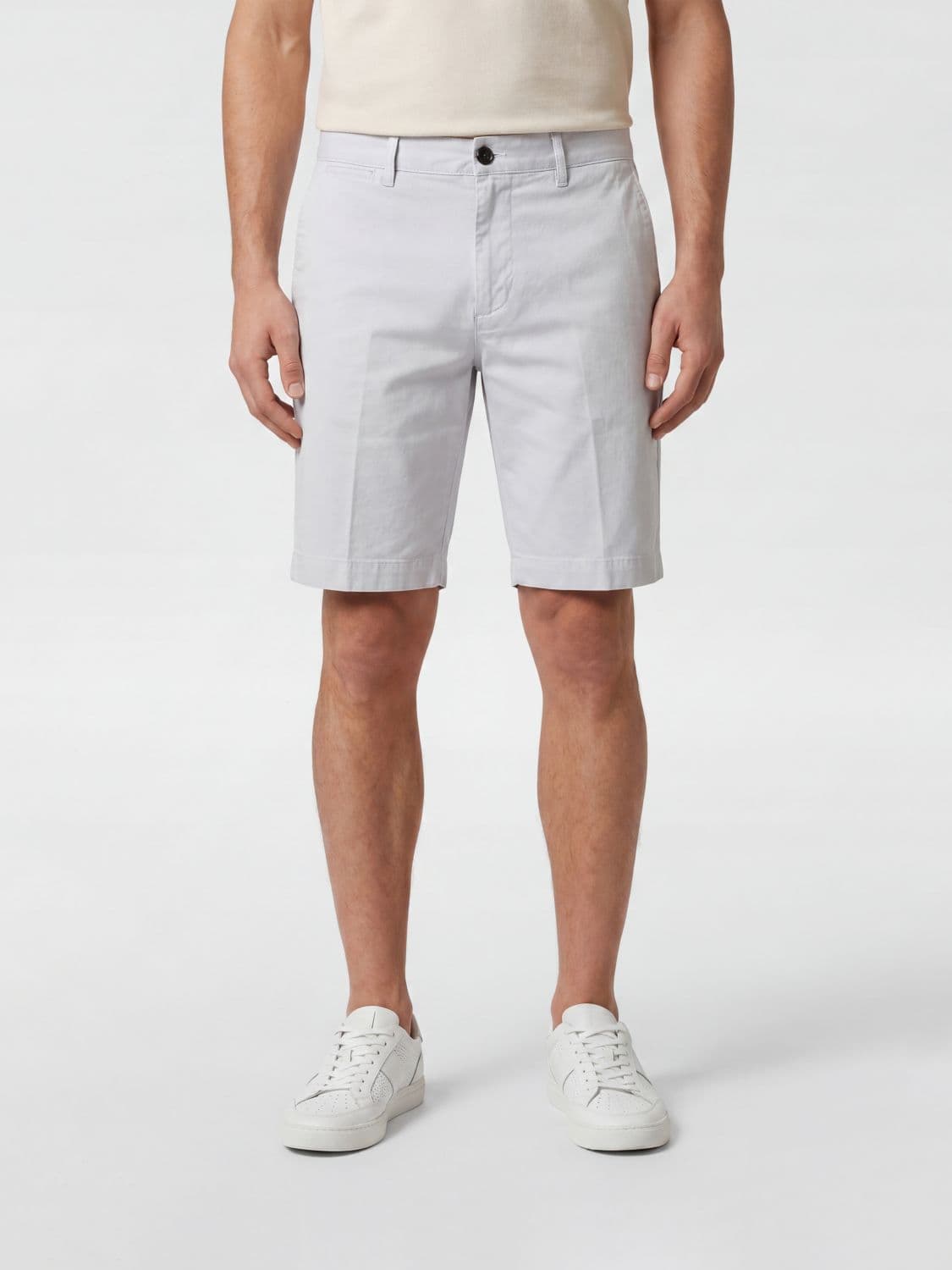 Incotex Stretch Cotton Chino Shorts with Slash Pockets and Mid-Rise Waist