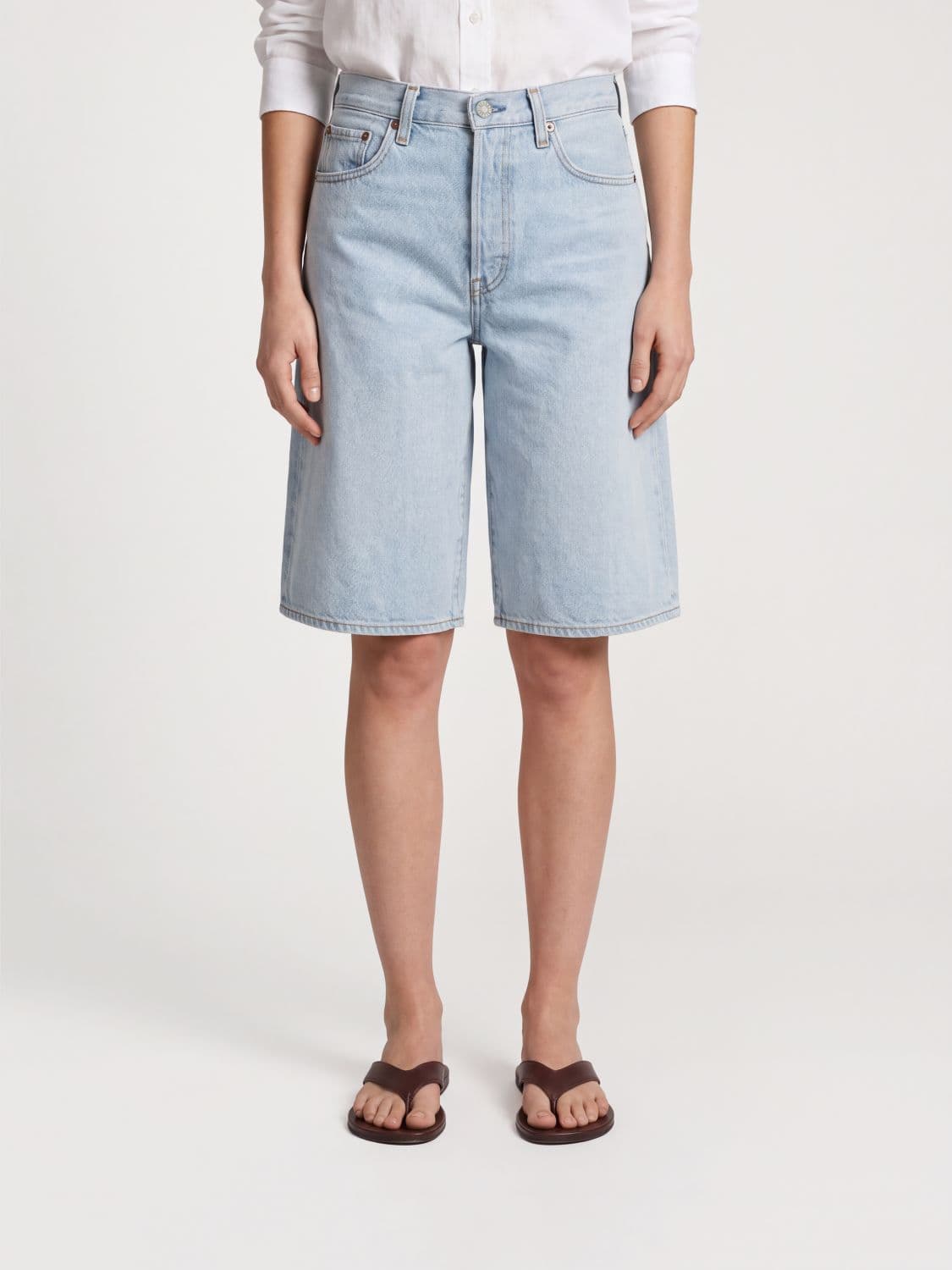 Agolde High-Waisted Knee-Length Denim Shorts in Recycled Cotton