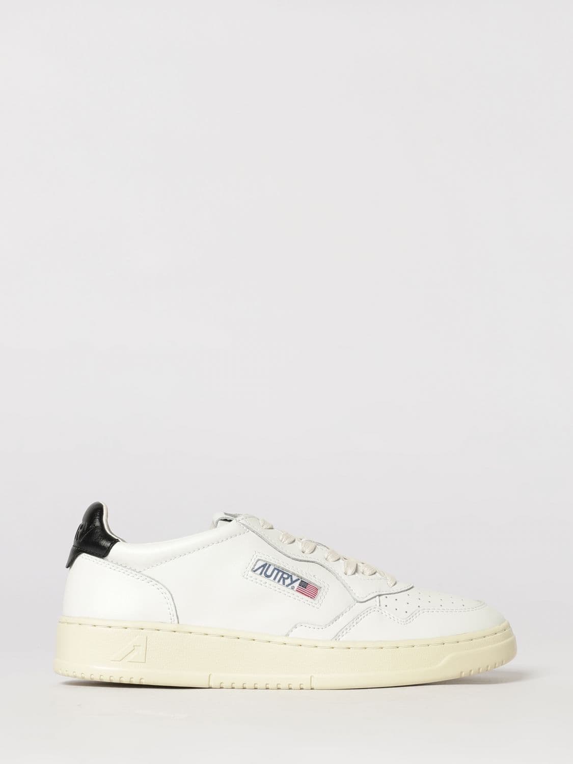 Autry Medalist Low Top Trainers in Bicolour Leather and Suede