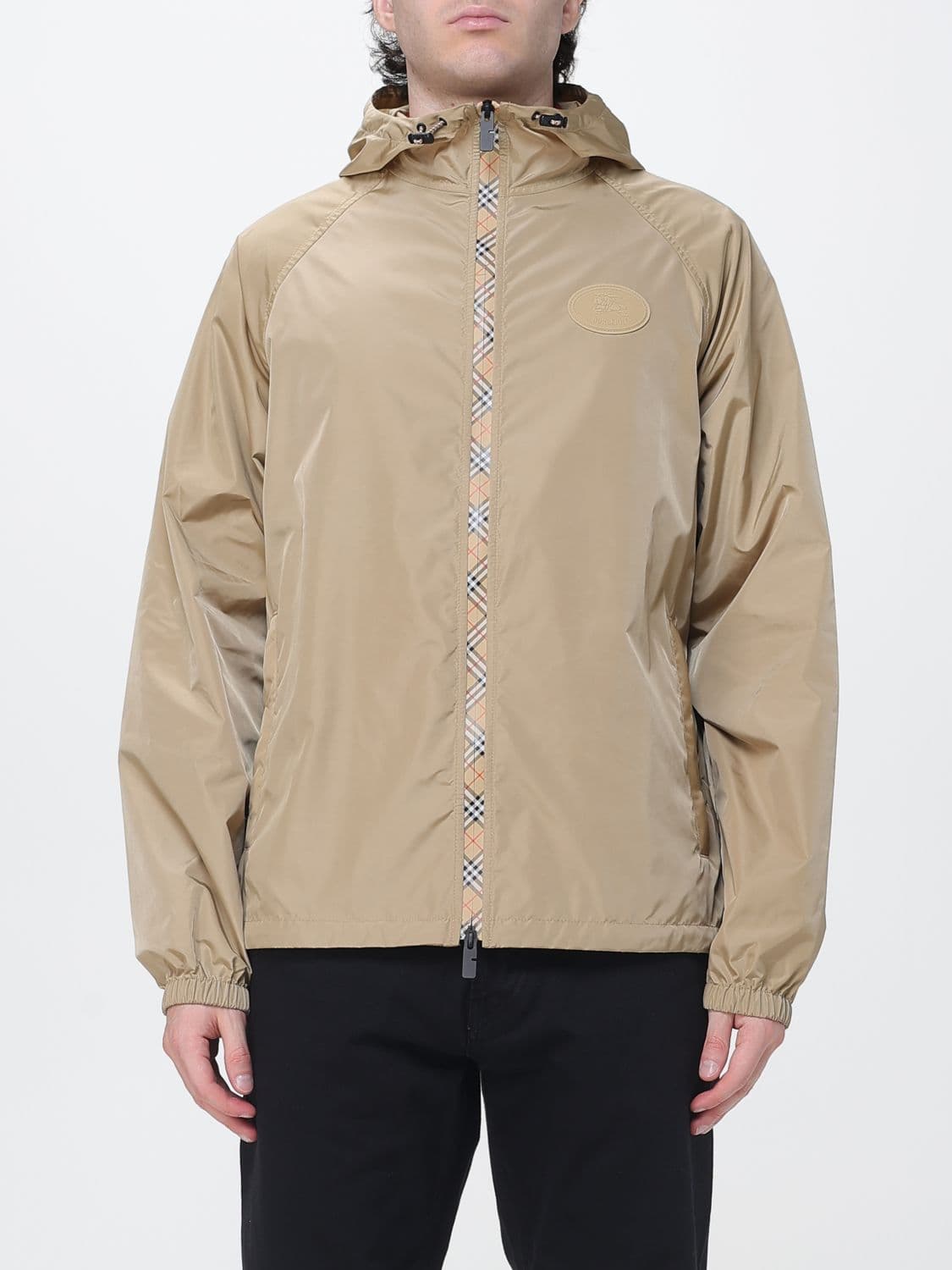 Burberry Relaxed Fit Hooded Nylon Windbreaker with EKD Logo · S
