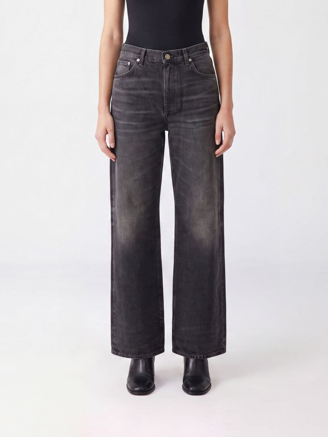 Haikure Korea High-Waisted Straight Fit Jeans in Cotton Denim