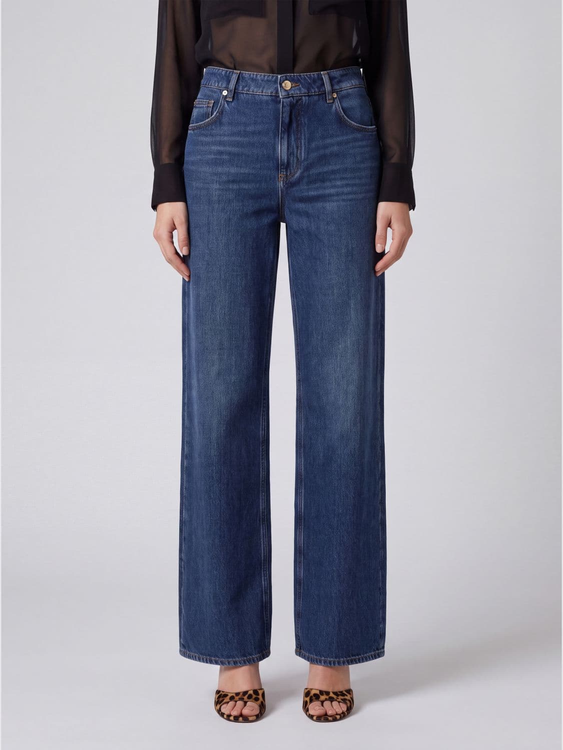 Dolce & Gabbana Mid-Rise Straight Leg Jeans in Cotton Denim with Metal Logo