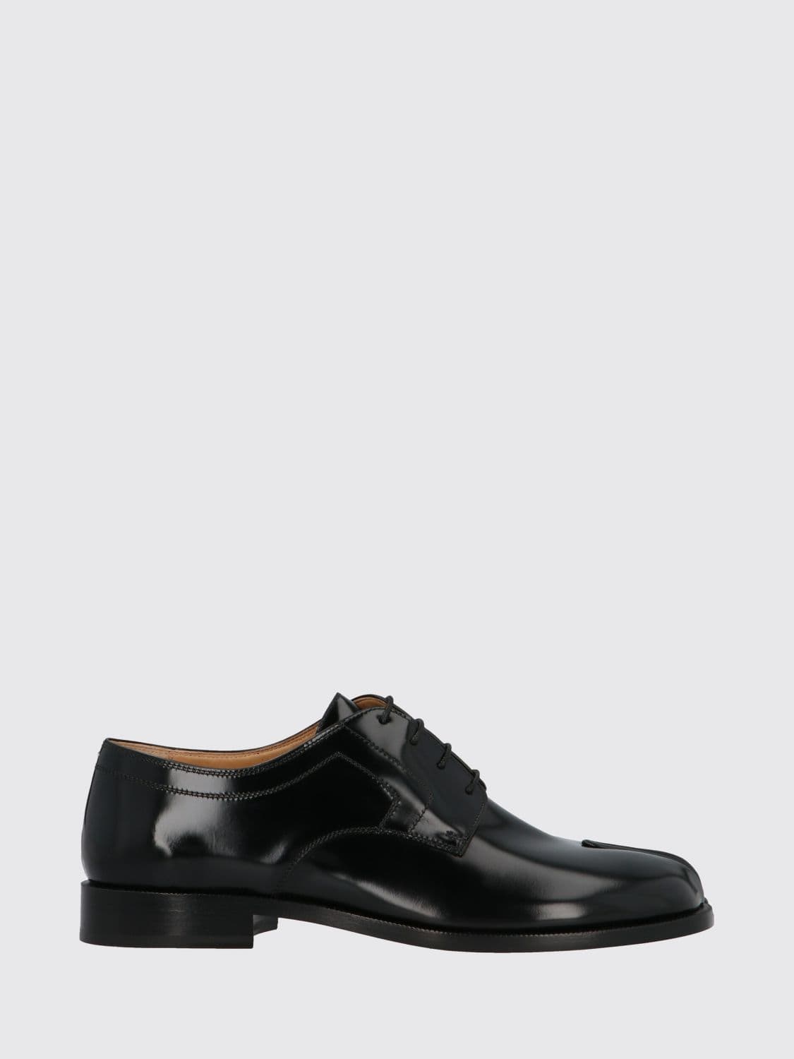 Maison Margiela Tabi Brushed Calfskin Derby Shoes with Iconic Toe