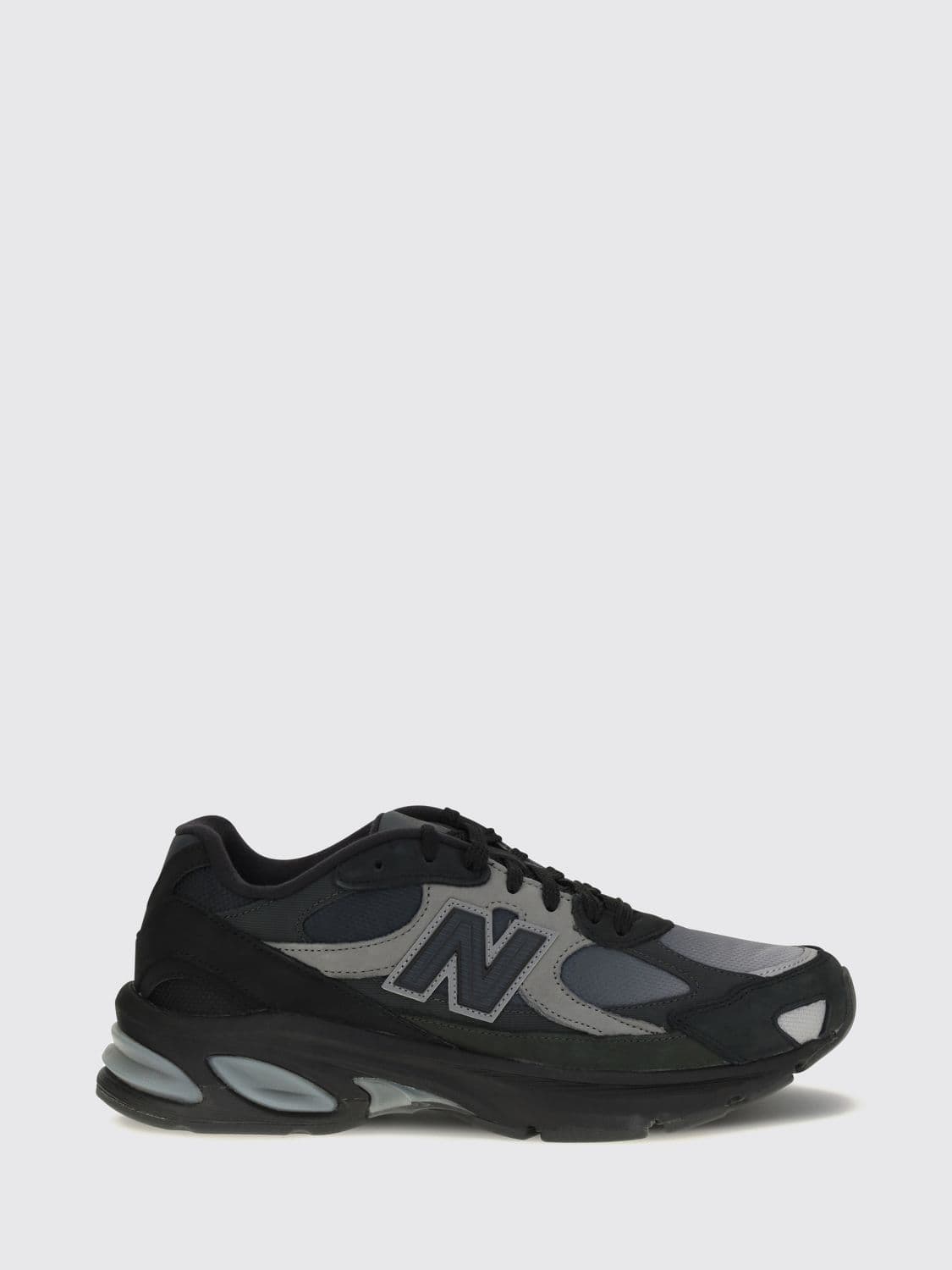 New Balance 2010 Low Top Sneakers in Leather, Mesh and Nubuck