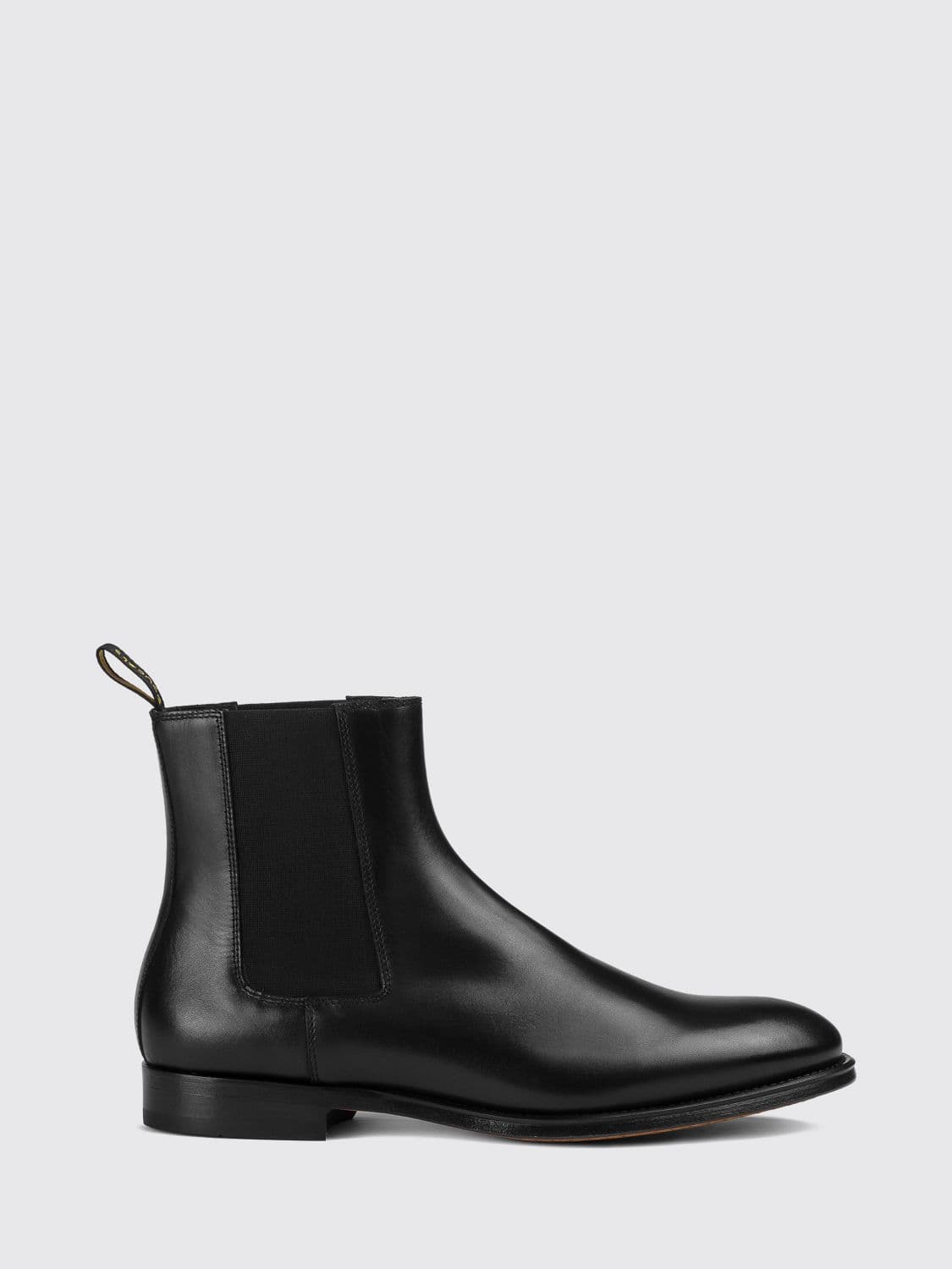 Doucal's Smooth Calfskin Chelsea Boots with Leather Sole