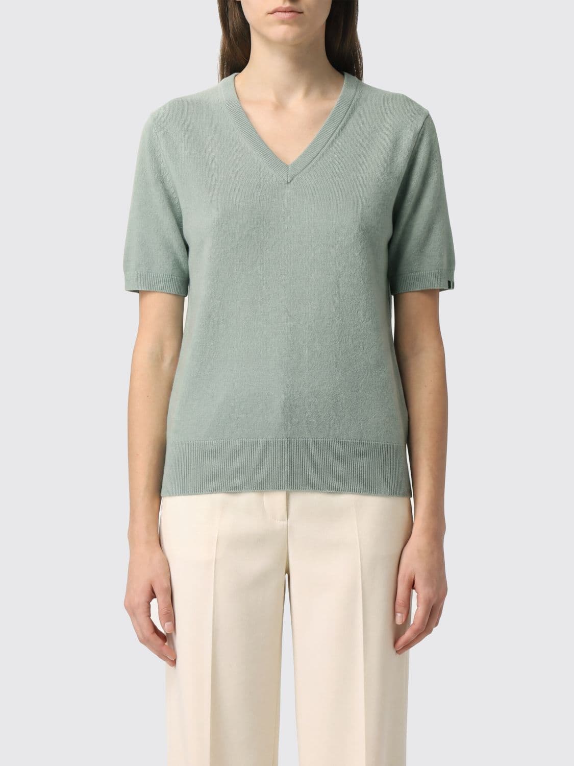 Extreme Cashmere Short-Sleeved V-Neck Jumper in Cashmere Blend · OS