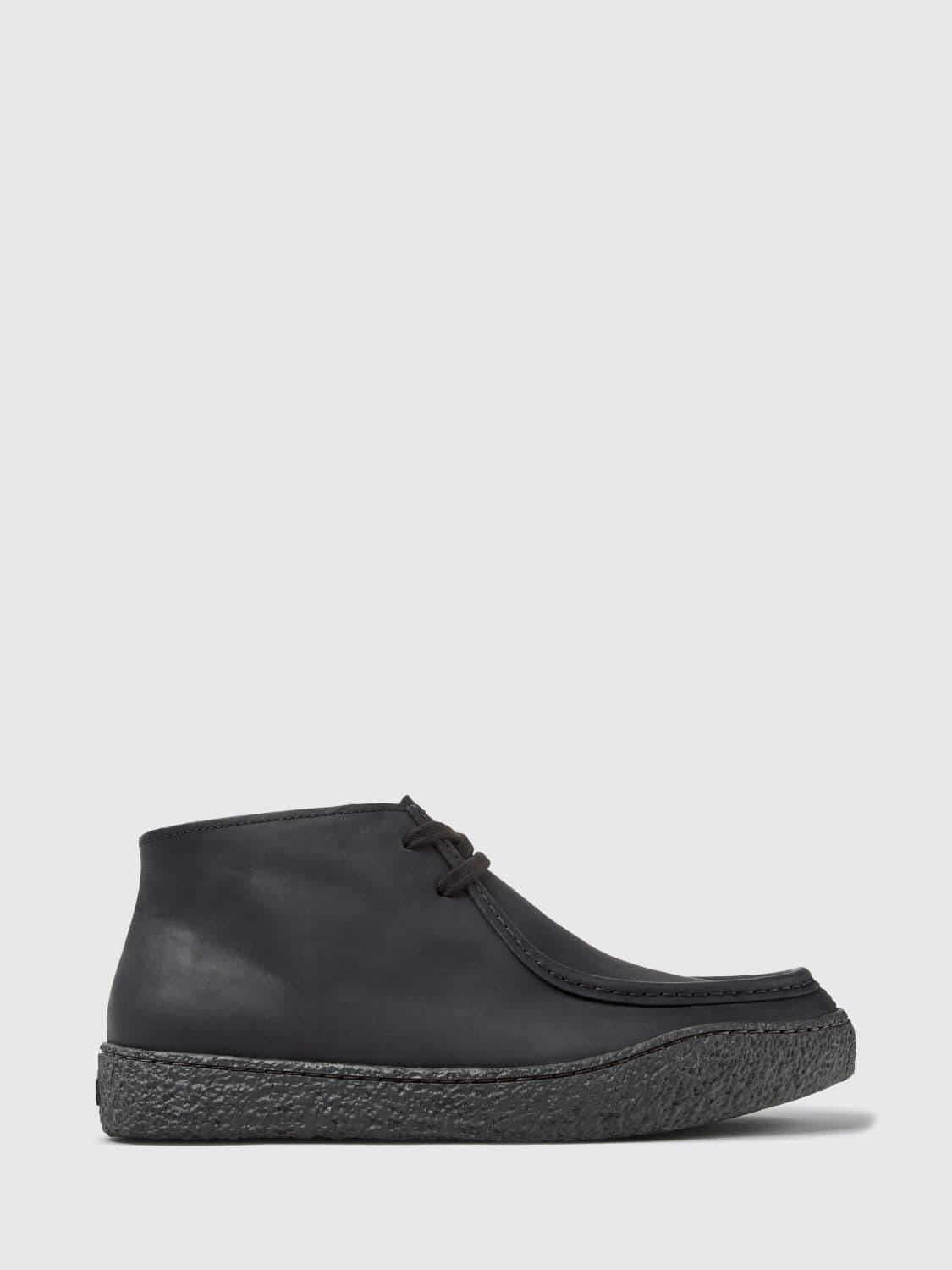 Camper Peu Terreno Nubuck Lace-Up Chukka Boots