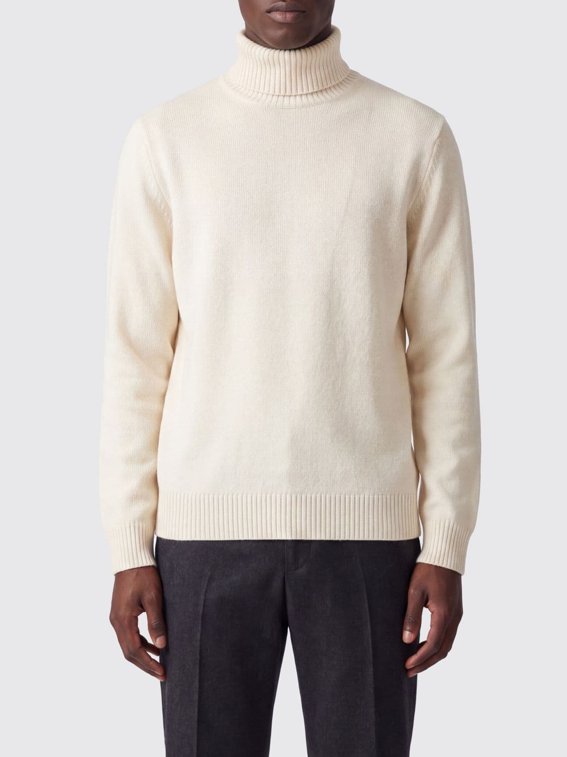 Kangra Wool and Cashmere Blend Turtleneck Sweater