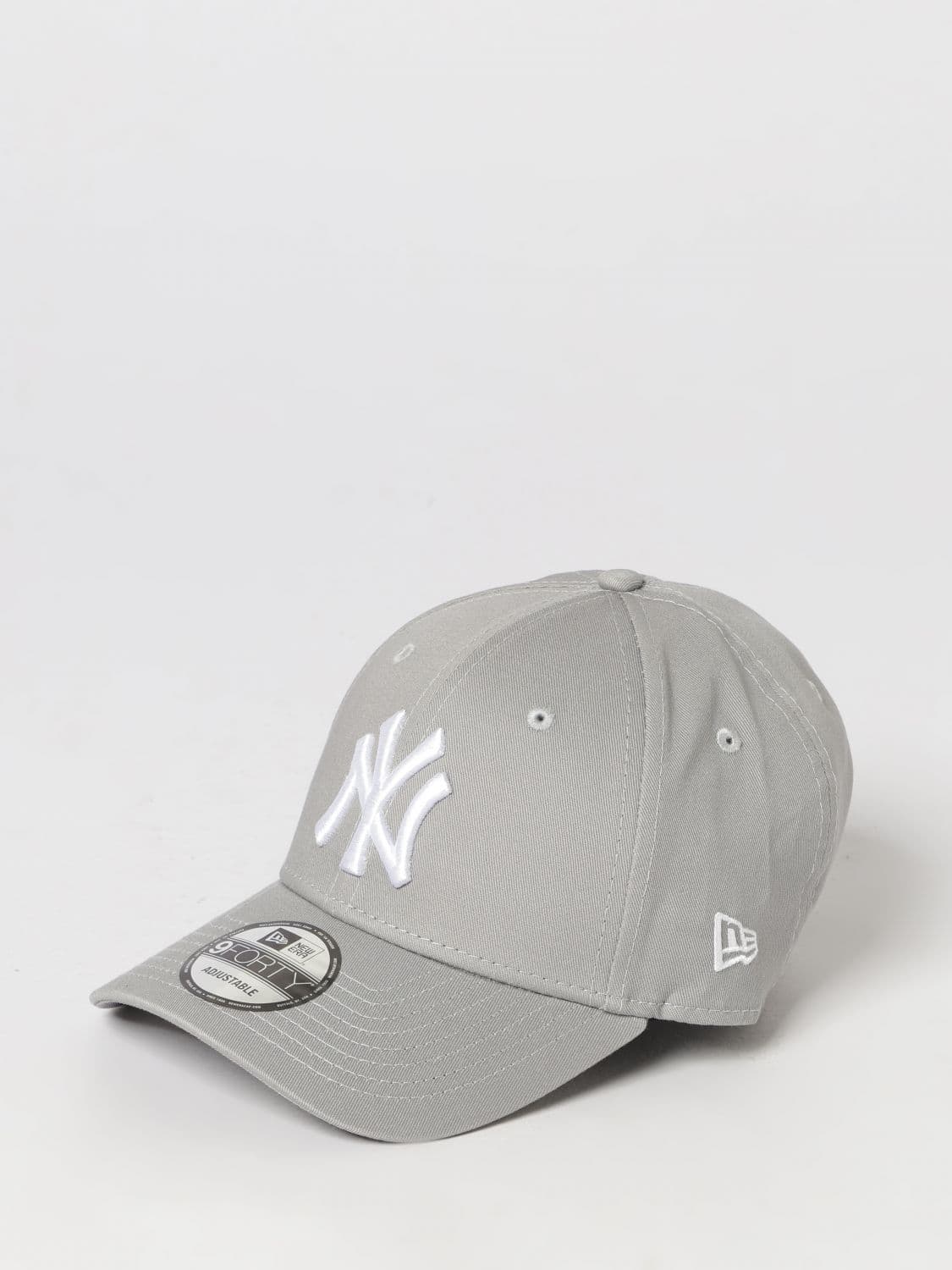 New Era 9Forty NY Yankees Cotton Baseball Cap with Embroidered Logo