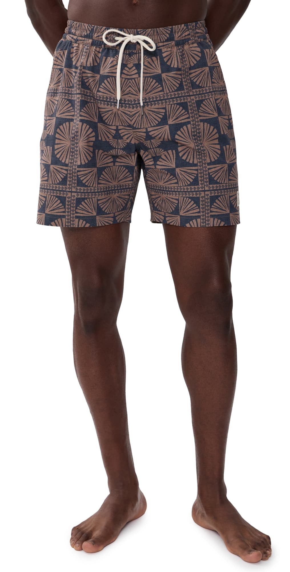 Marine Layer Lined Sport & Swim Shorts 6 Brown/Navy Geo Fan Print