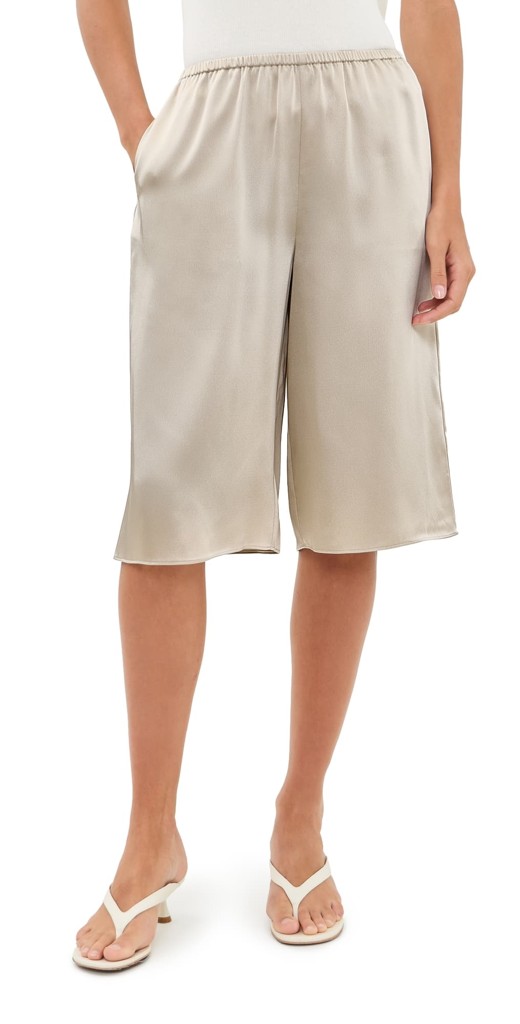 SEROYA Brice Shorts Almond